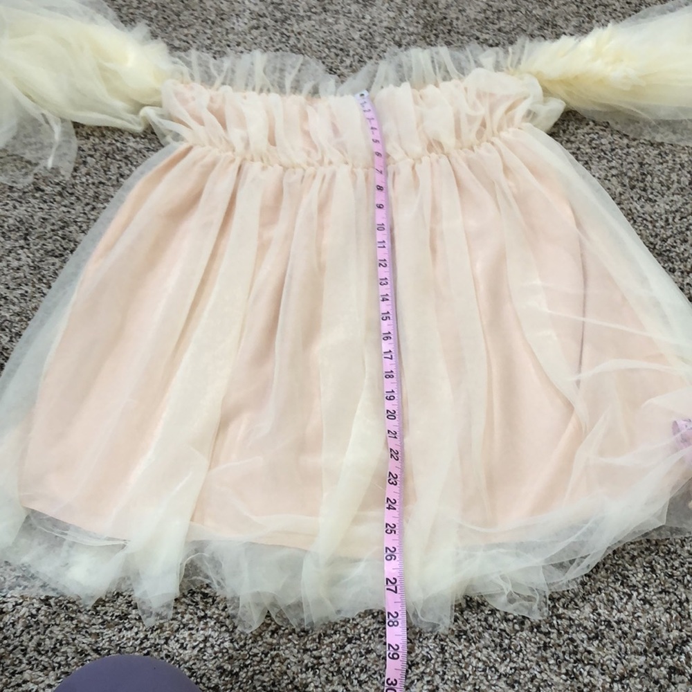 SOLD Francesca’s Collection Off Shoulder Bell Sleeve Cream Tulle Dress Size XL - Picture 7 of 9